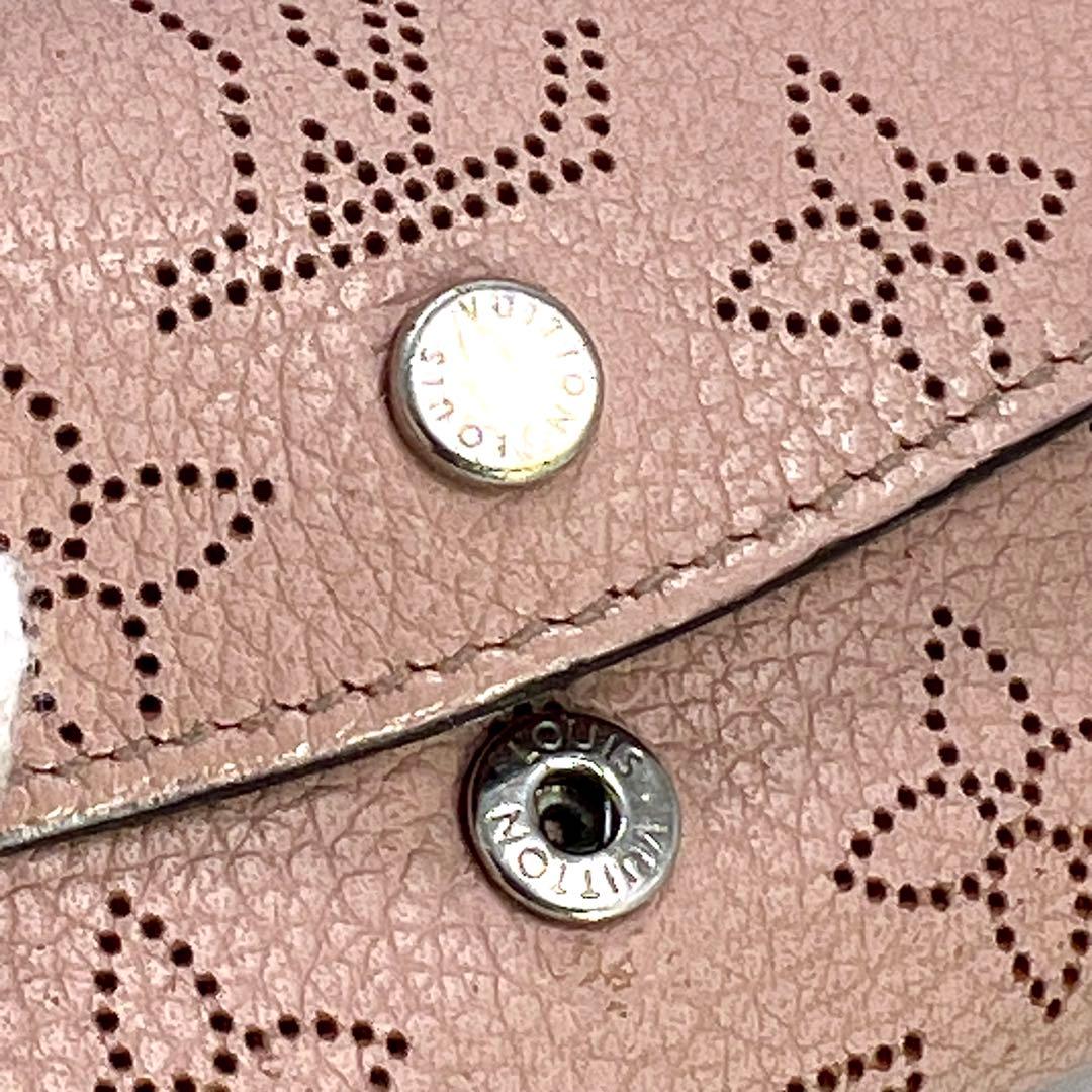 ルイヴィトン マヒナ ミュルティクレ4 マグノリア ピンク M64056