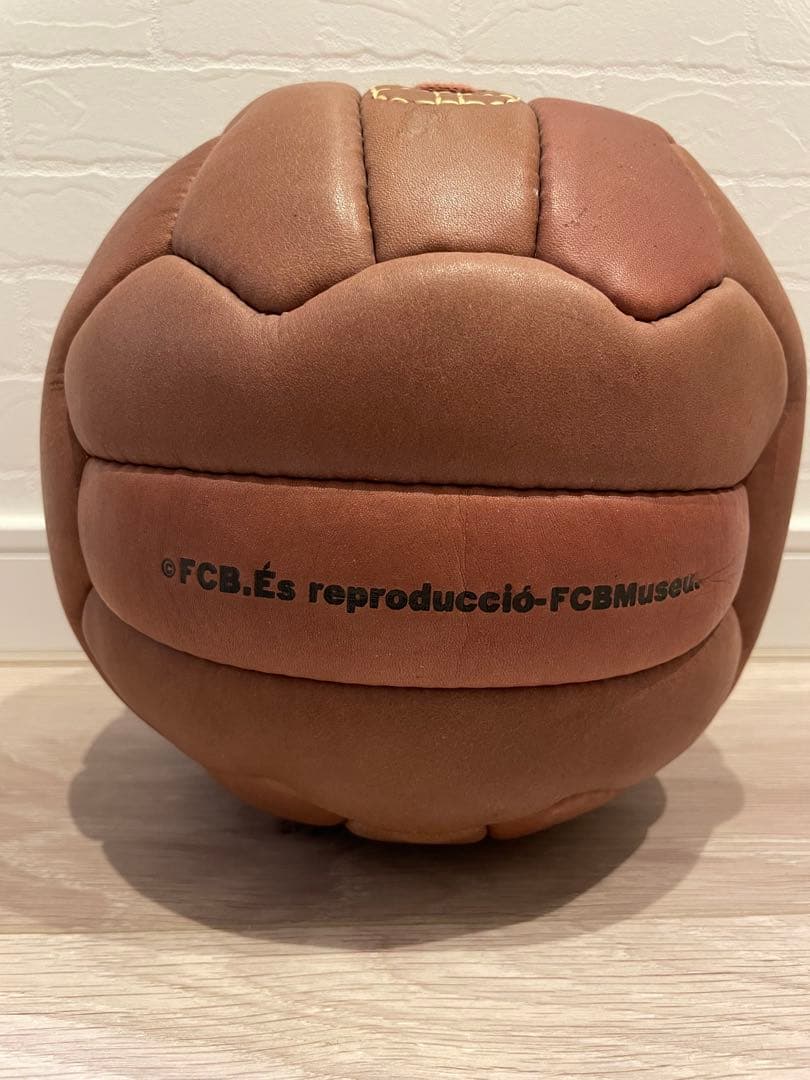 【FCバルセロナ】カンプノウ完成記念クラシックボール＜復刻版＞