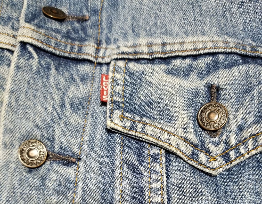 LEVI'S　デニムジャケット　70506-0216　サイズ44　古着