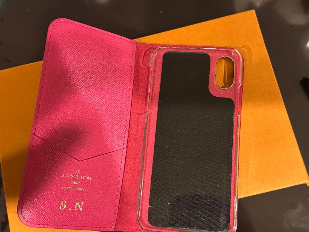 LOUIS VUITTON iPhone xs ケース