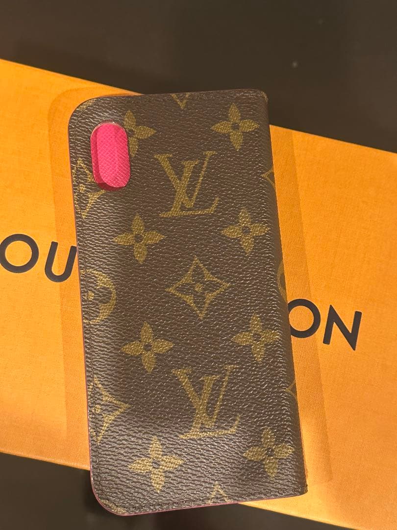 LOUIS VUITTON iPhone xs ケース