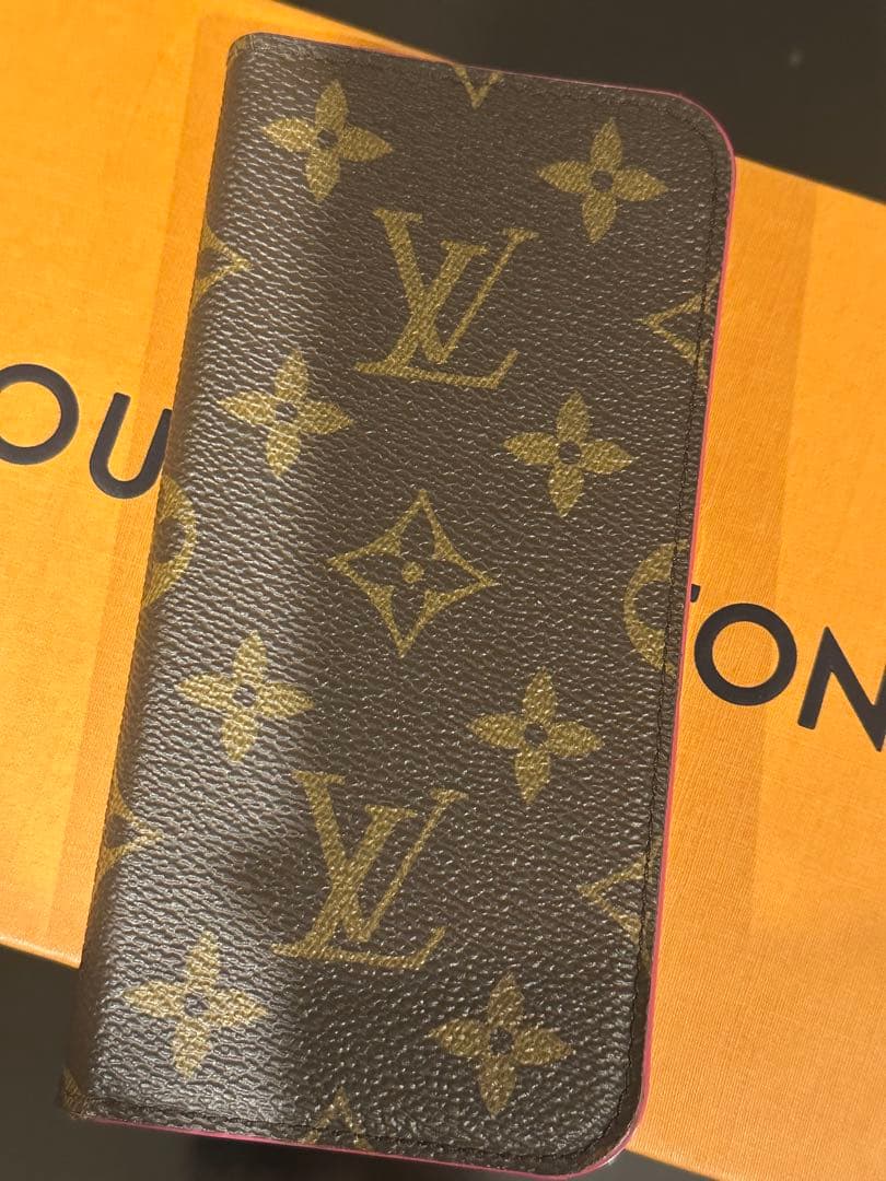 LOUIS VUITTON iPhone xs ケース