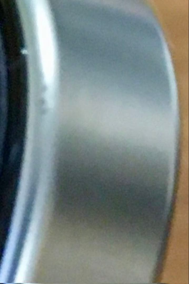 【極美品】iPhone 16 Pro 128GB ホワイトチタニウムSIMフリー