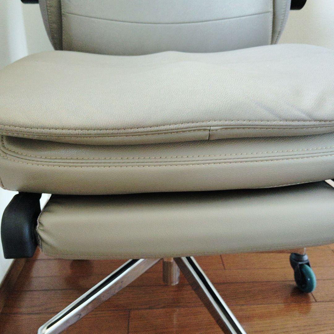 ニトリ　ワークチェア　リカルド　PUブレスレザー　ベージュ　フットレスト付き