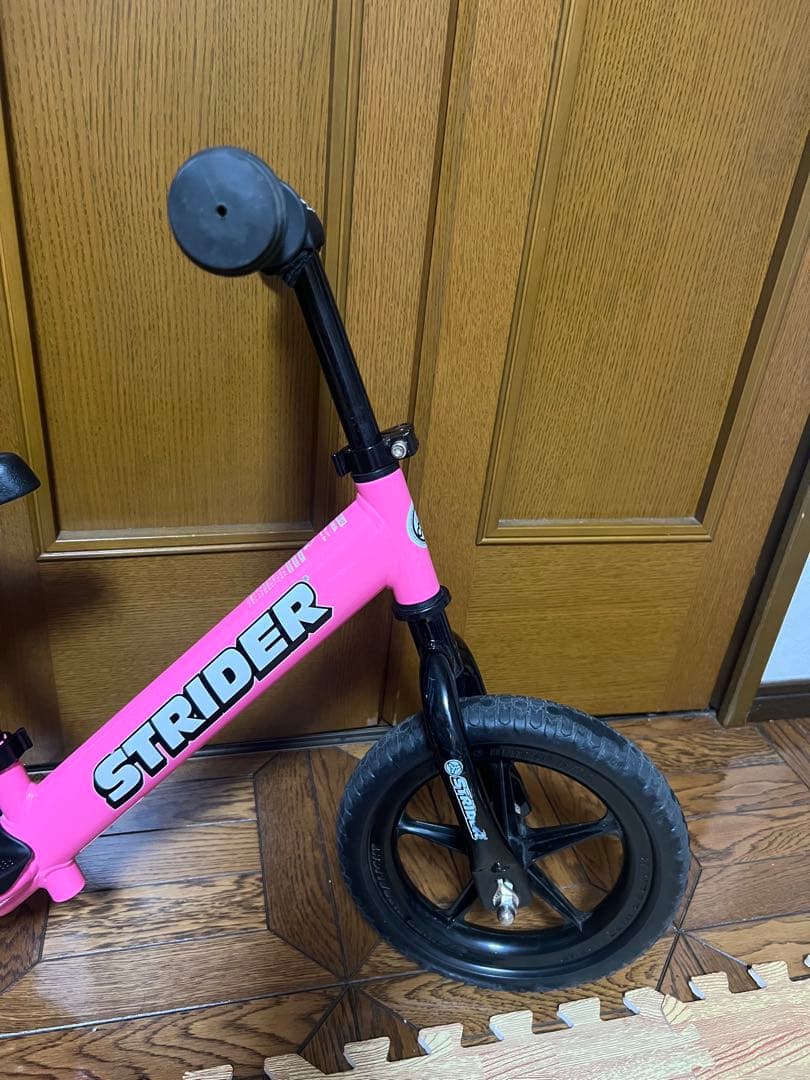 【美品】STRIDER ストライダー　スポーツ　ピンク　12インチ　キックバイク