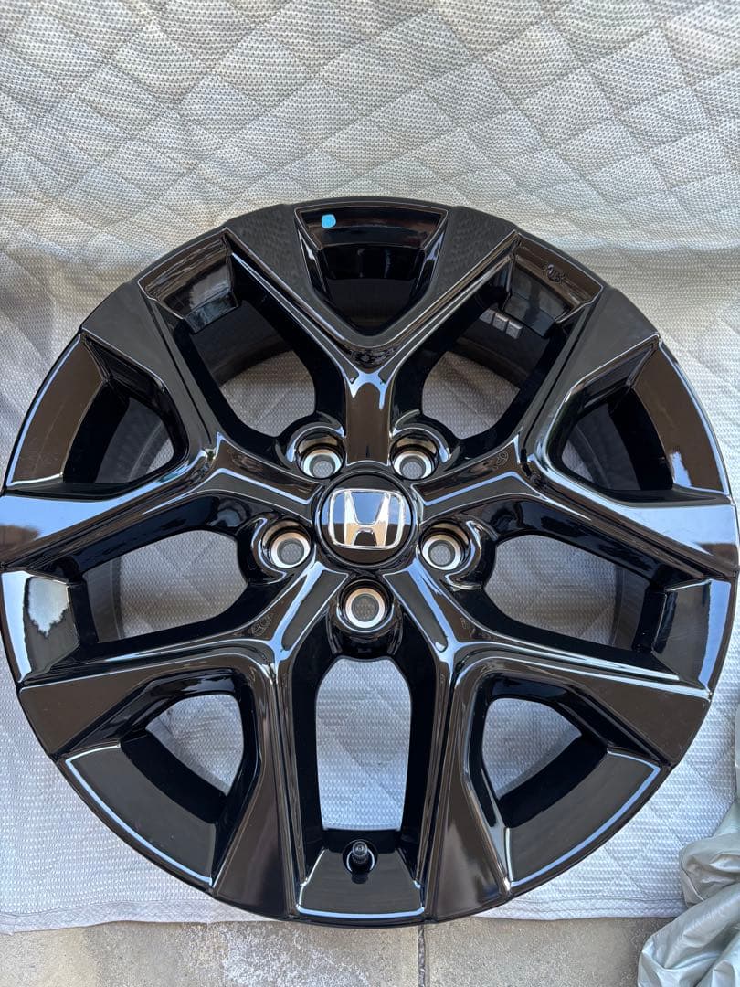 ホンダZR-V ブラックスタイル純正18インチアルミ