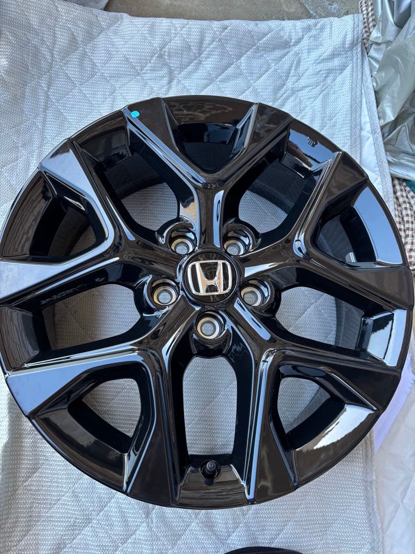 ホンダZR-V ブラックスタイル純正18インチアルミ