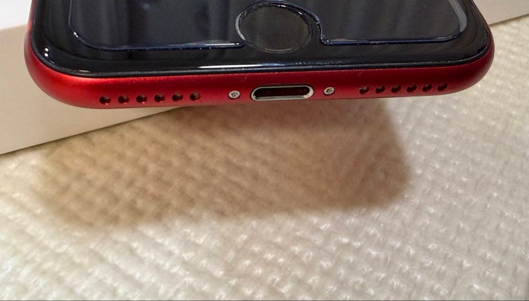 Apple iPhone SE (第2世代) 64GB レッド
