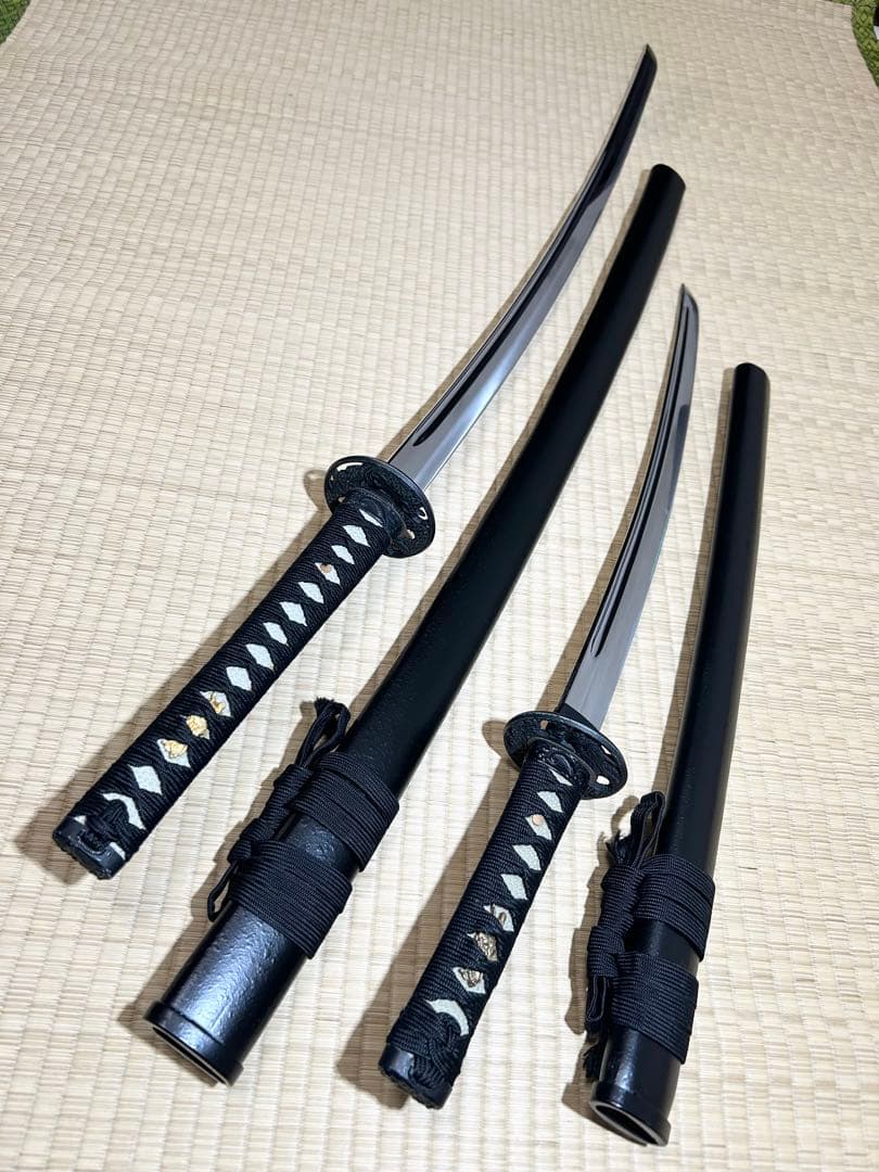 模造刀 太刀 脇差し 2本セット！　※刀身に樋あり（バラ売り不可）【M02】