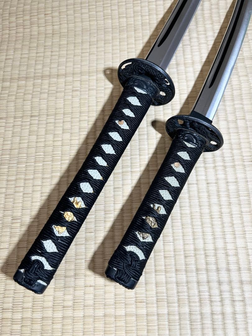 模造刀 太刀 脇差し 2本セット！　※刀身に樋あり（バラ売り不可）【M02】