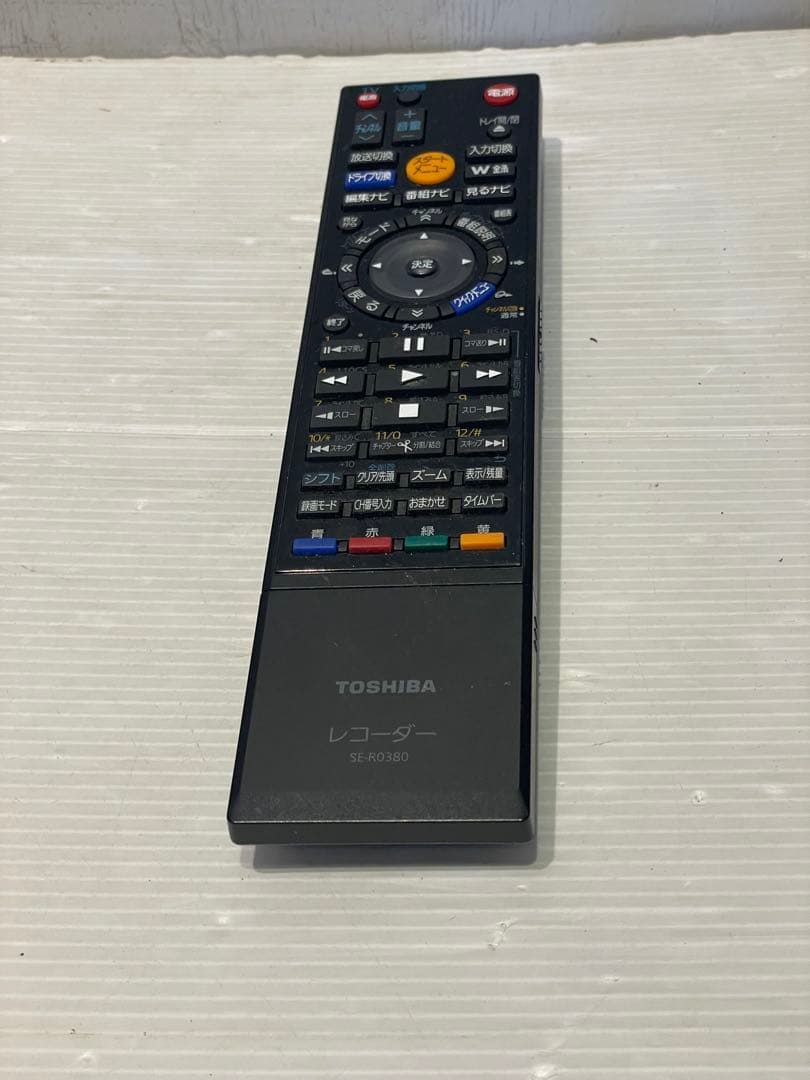 東芝　TOSHIBA ブルーレイディスクレコーダー　通電確認済　リモコン付
