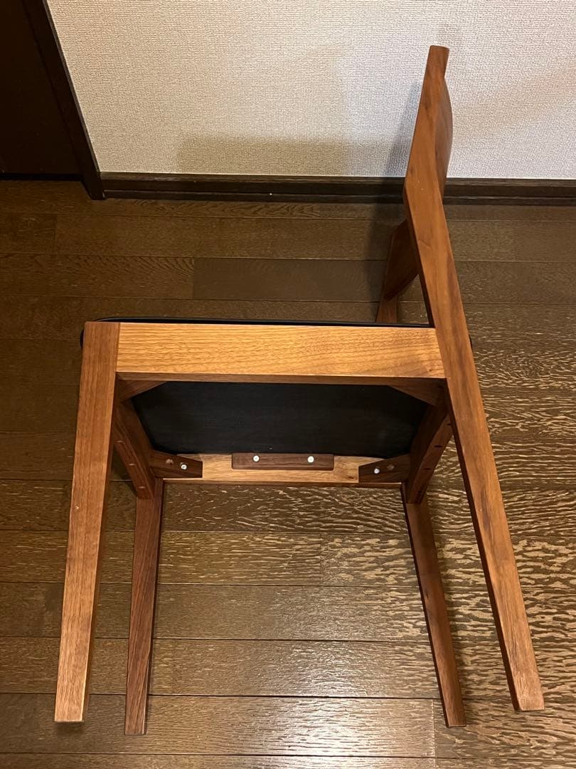 ＭａｓｔｅｒＷａｌ　マスターウォール　チェア　椅子　ブラウン／ブラック　１