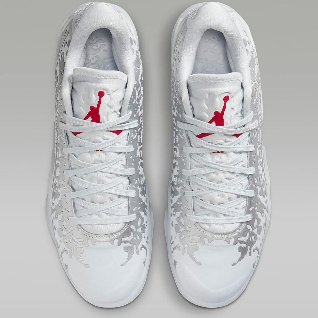 セール　ジョーダン　ザイオン3 PF リキッドメタル 25cm シルバー