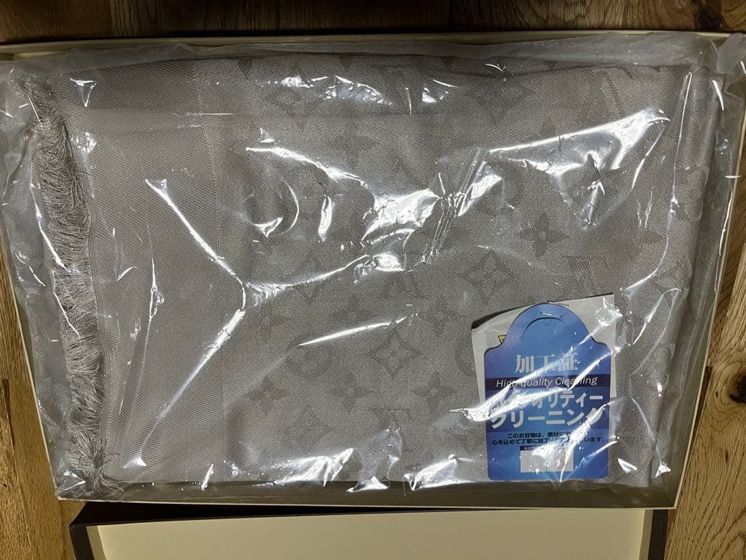 ルイヴィトン　大判ストール