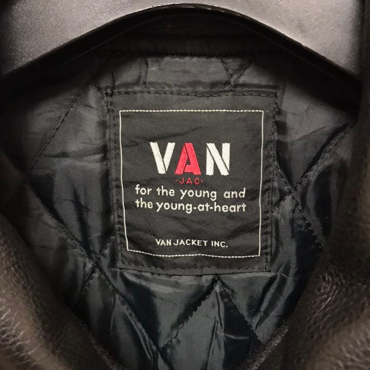 ぴーちゃんママ様｜VAN｜ウールスタジャン 袖レザー