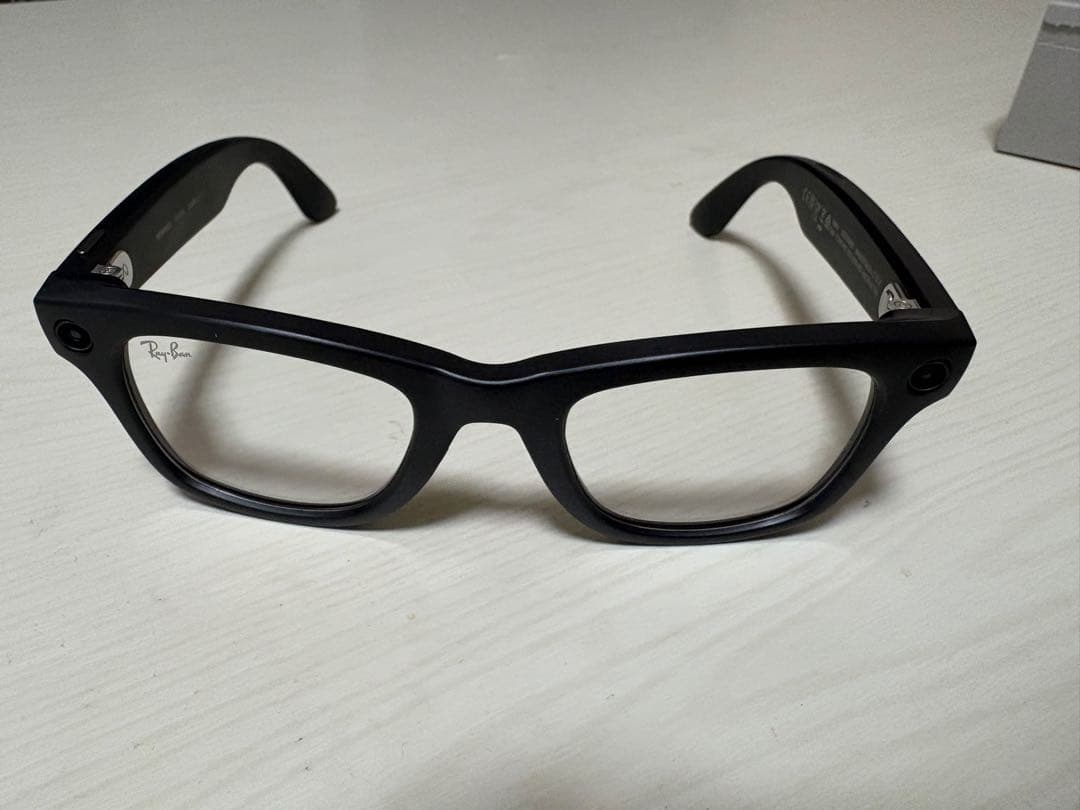 Ray-Ban  Wayfarer 調光レンズ Mサイズ