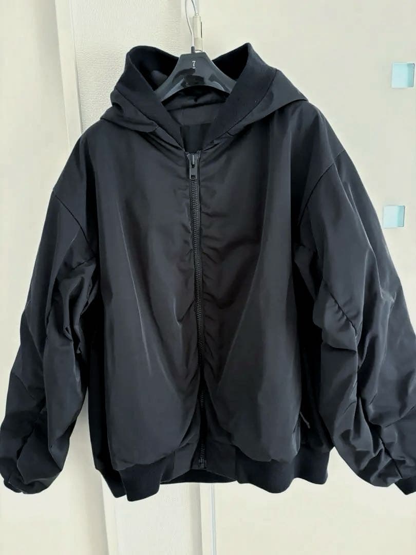 最終値下げ‼️超美品‼️ラッドミュージシャン24FWフード付きMA1ブルゾンブ46