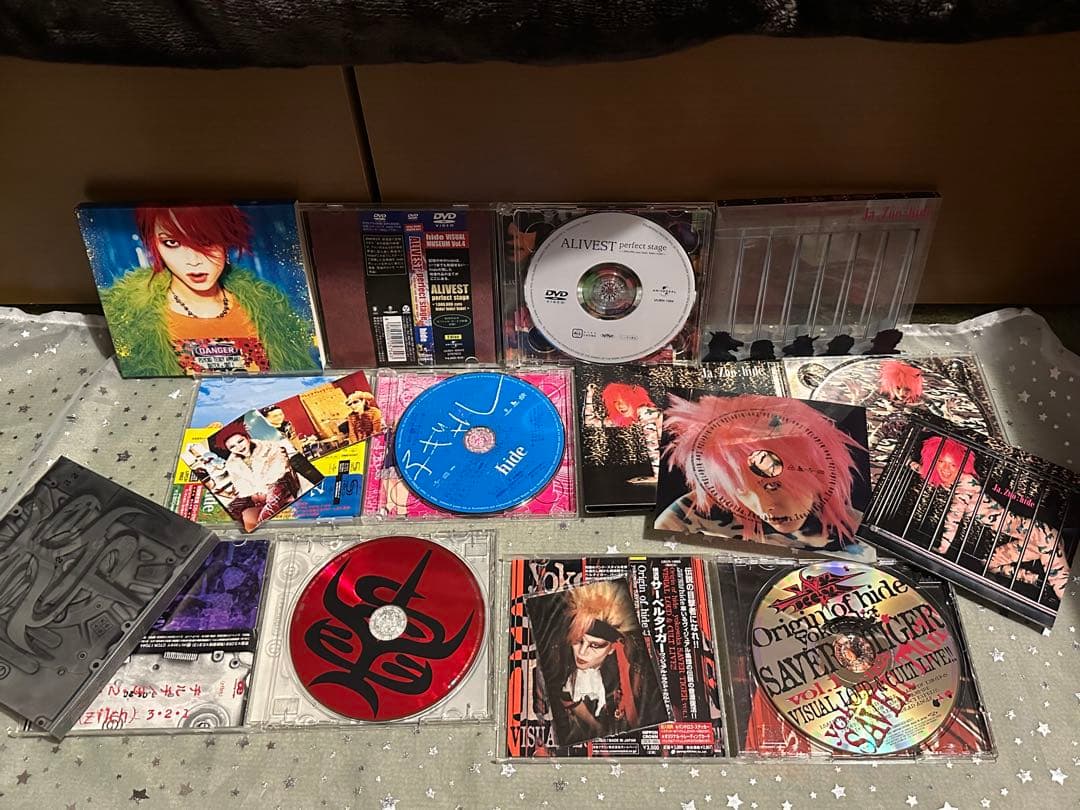 hide PERFECT SINGLE BOX CD DVD ギター フィギュア