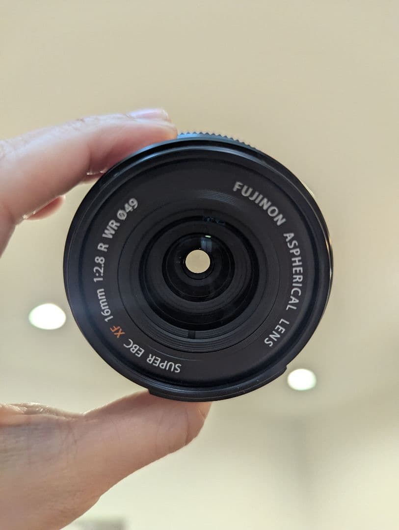 美品Fujifilm XF16mmF2.8 R WR レンズ