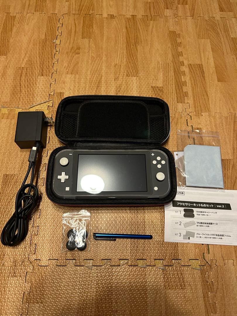 Nintendo Switch Lite + アクセサリーセット