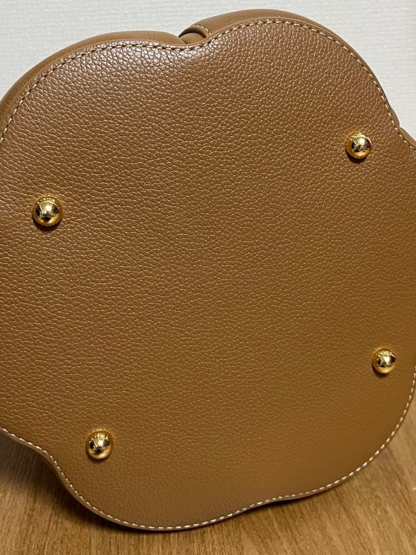 【on】正規品　美品　POLENE ポレーヌ　カヌレバック　huit 大