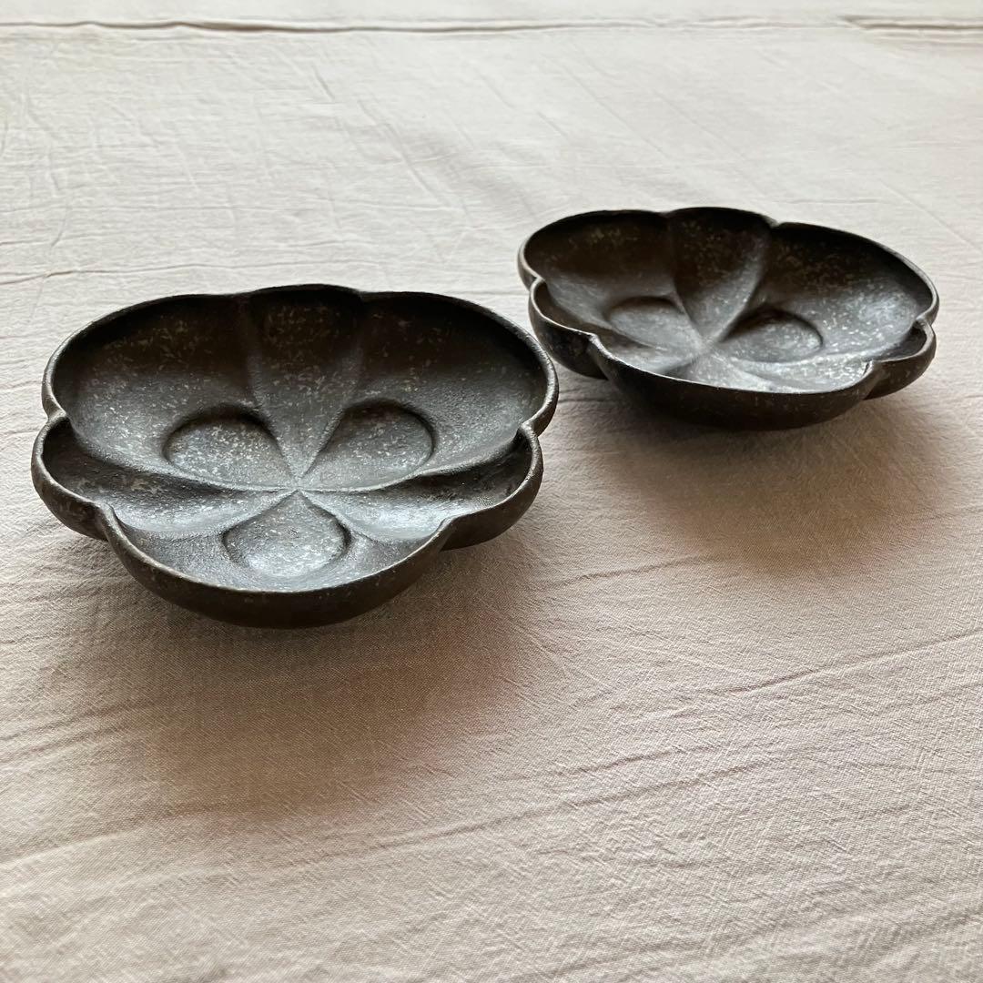 【新品未使用】安福由美子　脚付　フリル皿　2点セット