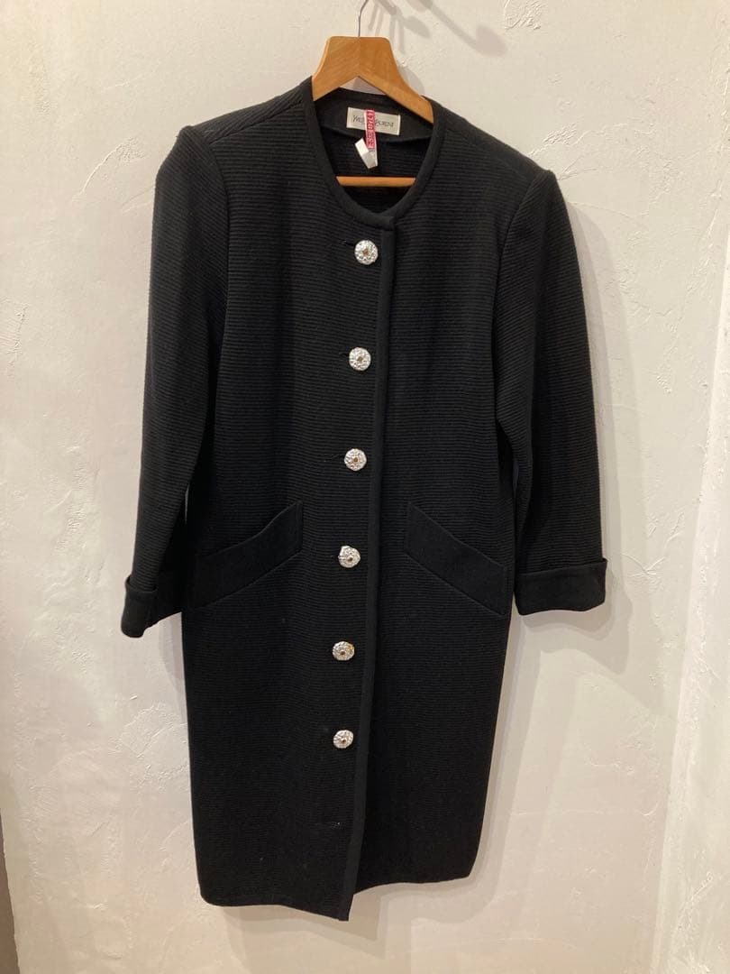 イヴ・サンローラン　コート　ブラック