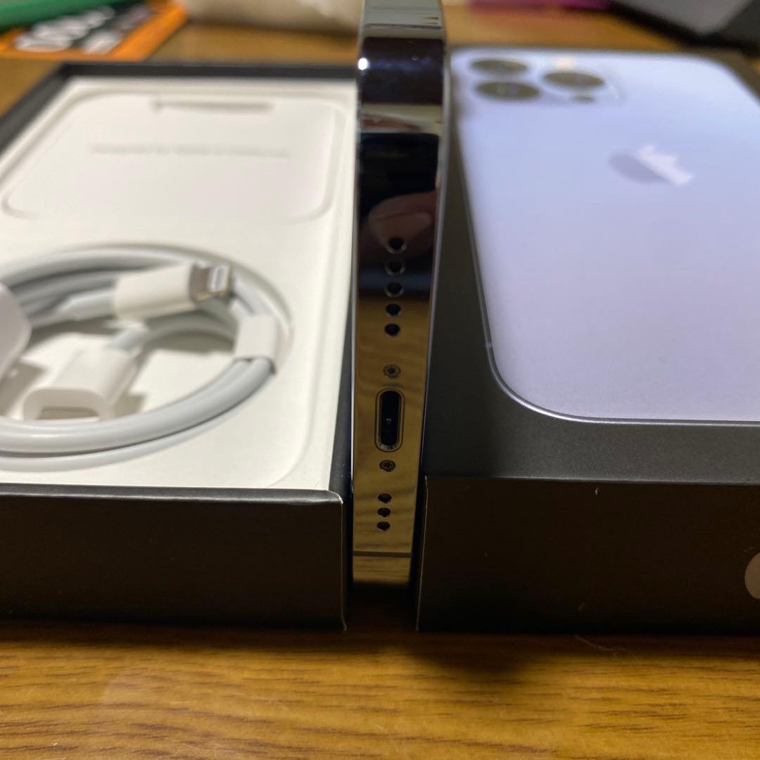 Apple iPhone 13 Pro 256GB 本体