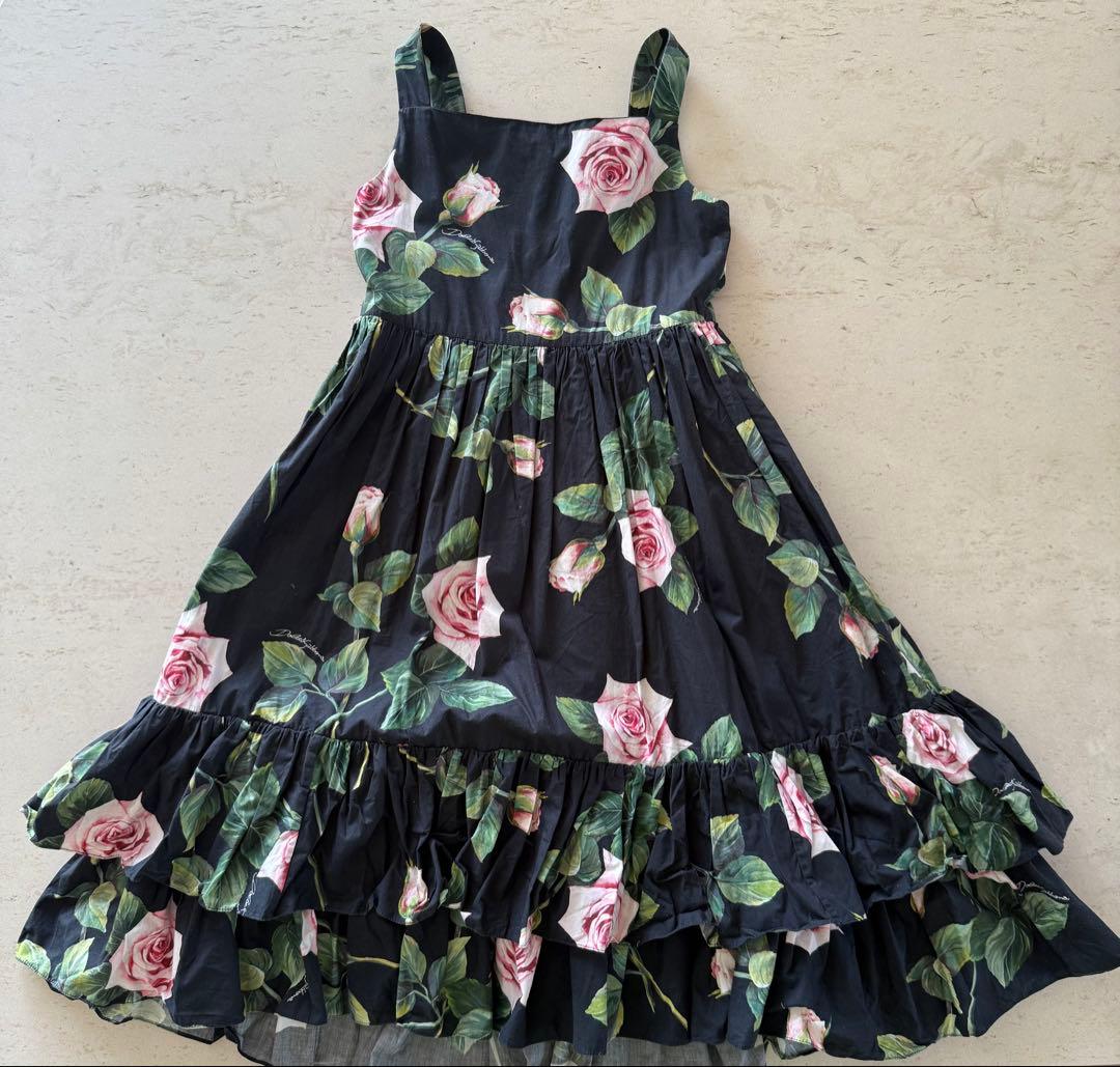 Dolce & Gabbana ワンピース　7-8歳