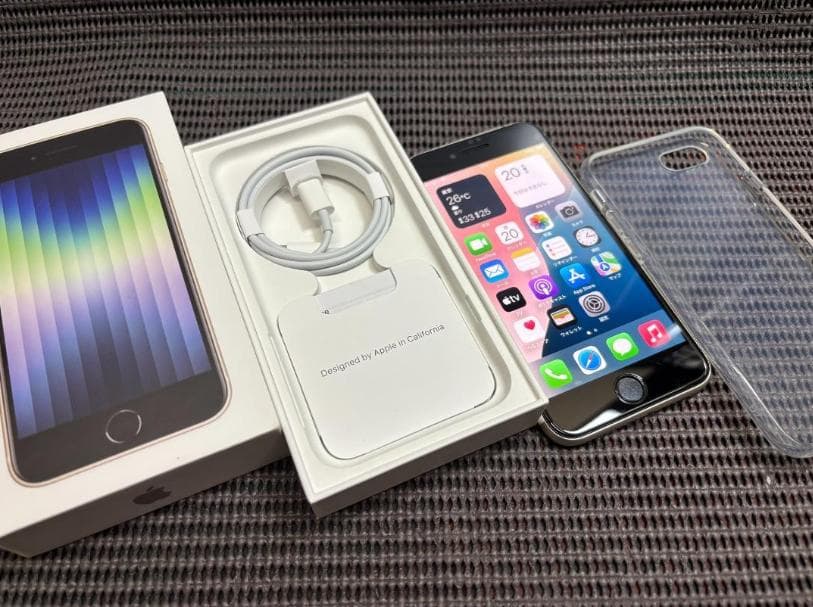 iphoneSE3 64g 純正新品 Reseller battery 100％