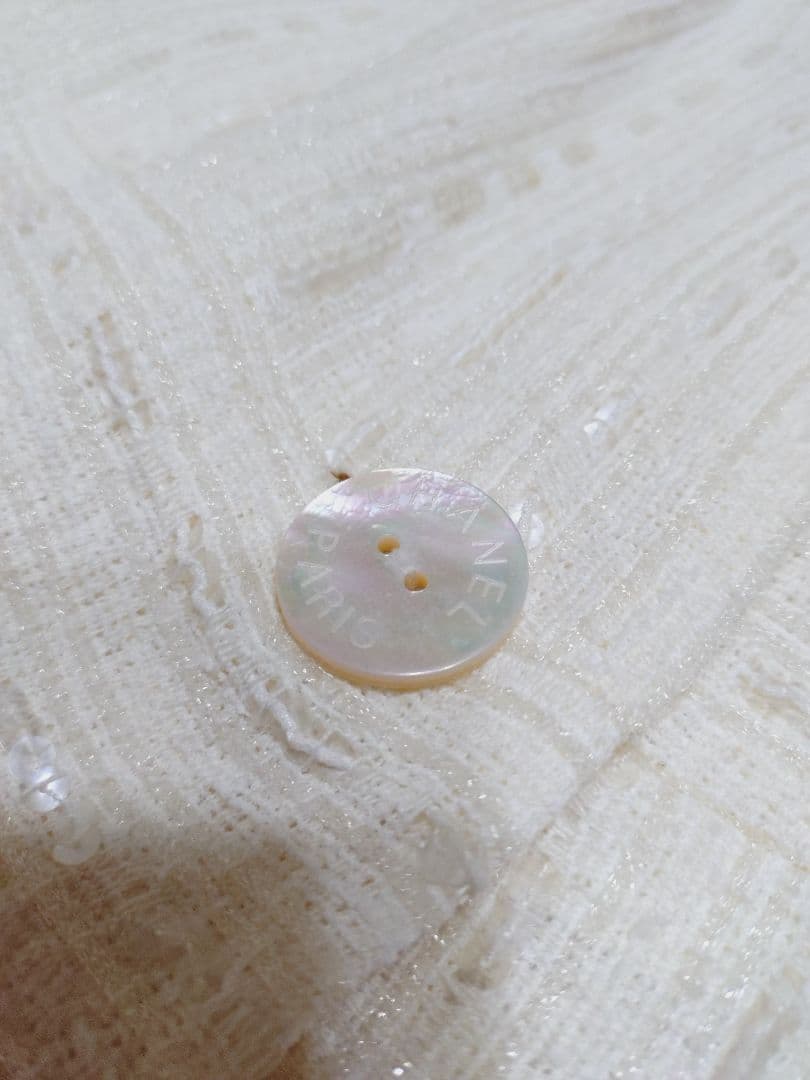 CHANELシャネルボタンノーカラーツイードジャケット フランス製