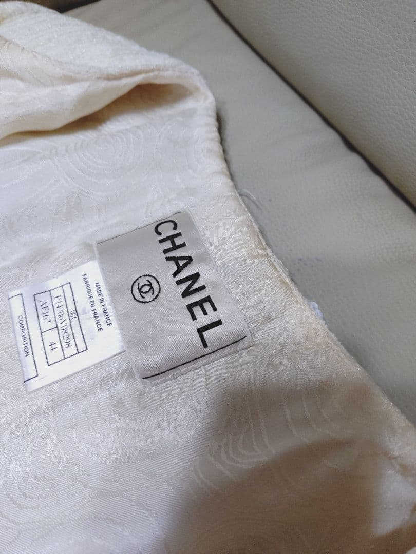 CHANELシャネルボタンノーカラーツイードジャケット フランス製