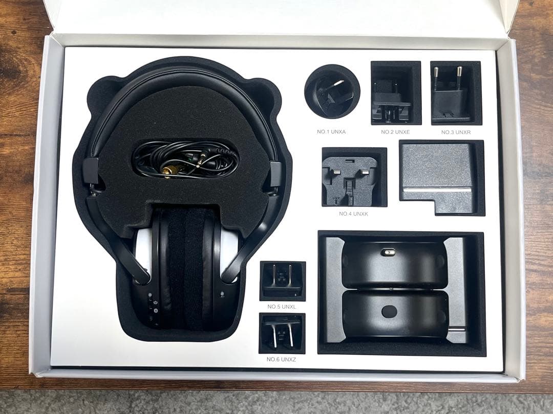 YH-WL500 ワイヤレスヘッドホン