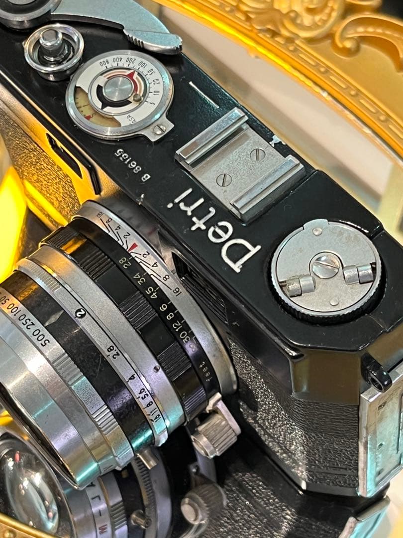 PETRI f2 COLOR CORRECTED SUPER 希少ブラックモデル