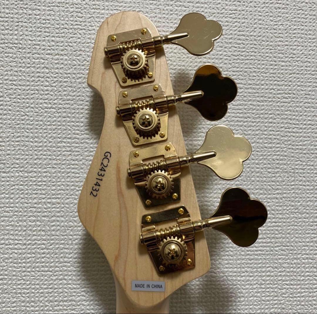 Grass Roots G-AMAZE  White エレキベース