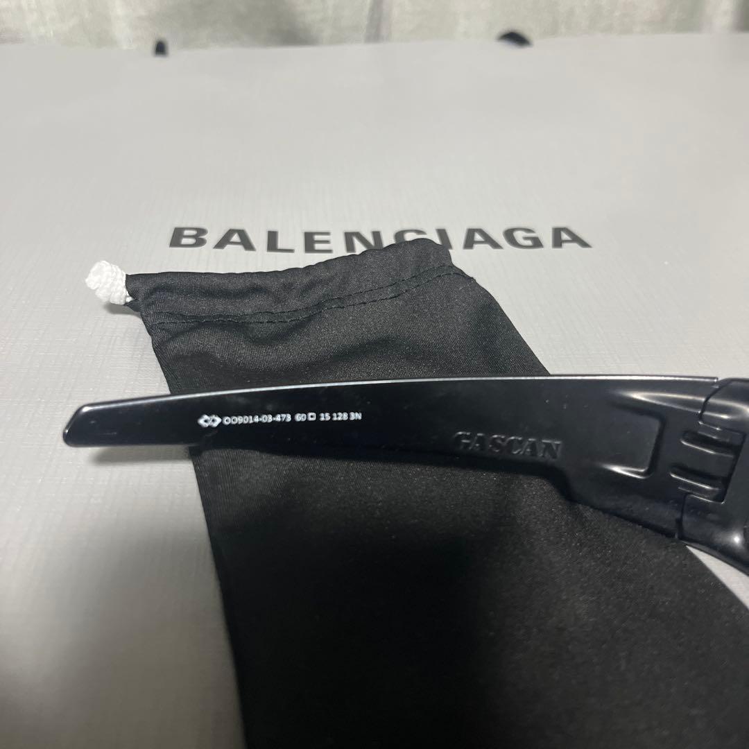 e*y様 Oakley ブラック スポーツサングラス ガスカン