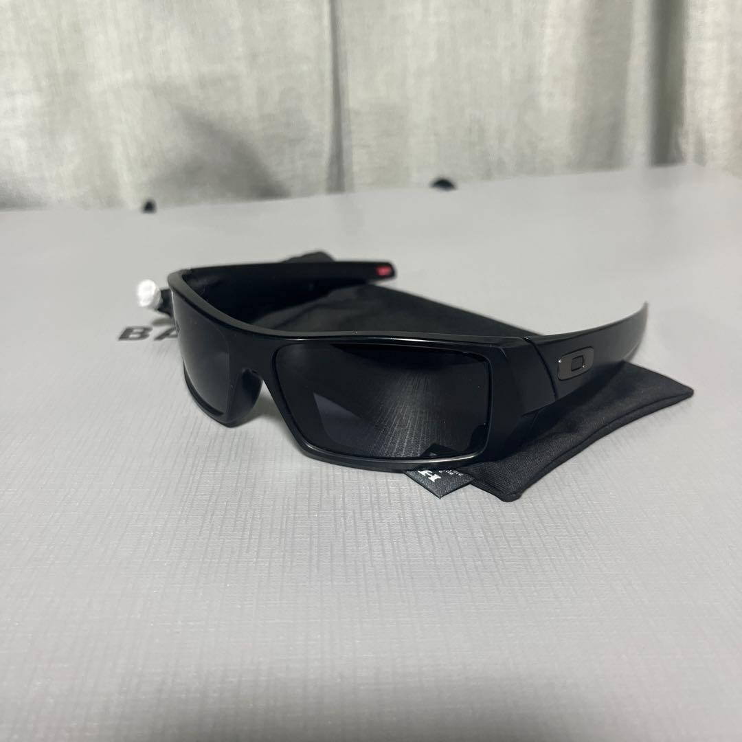 e*y様 Oakley ブラック スポーツサングラス ガスカン