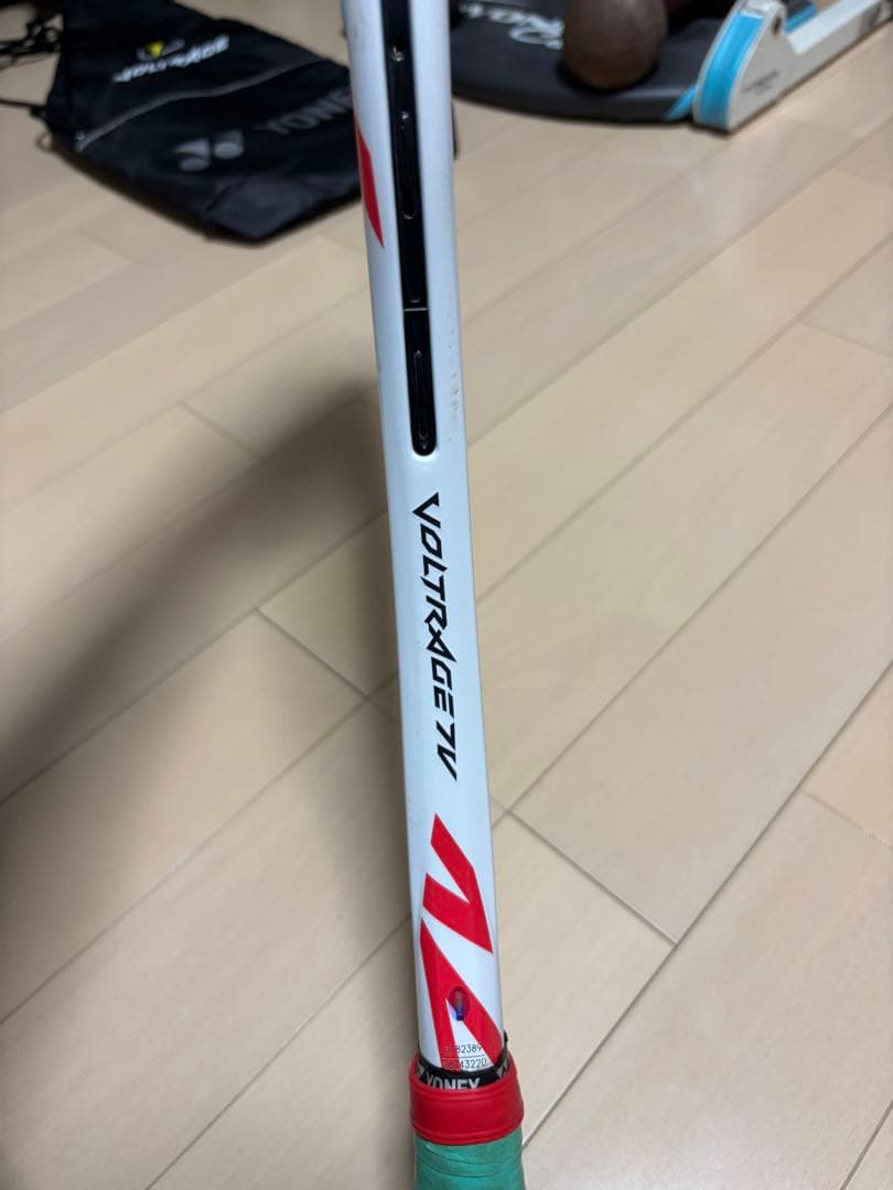 YONEX ボルトレイジ7v