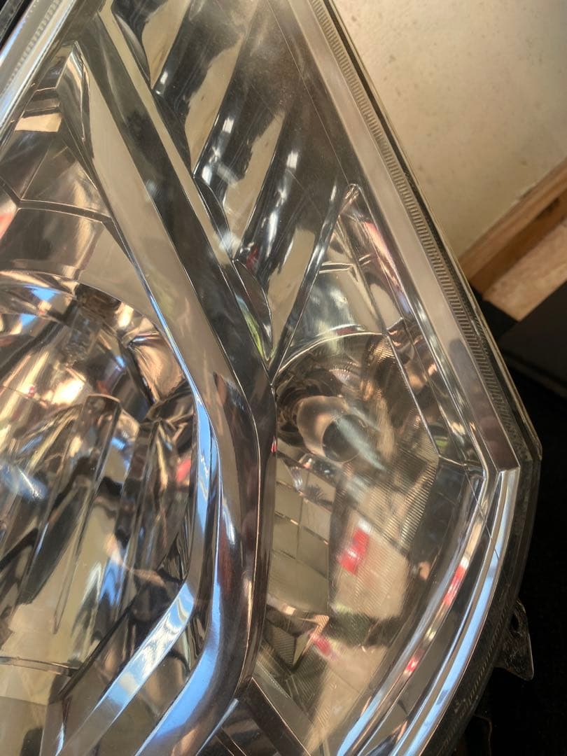 デリカD5 前期 純正HIDヘッドライト 左右セット