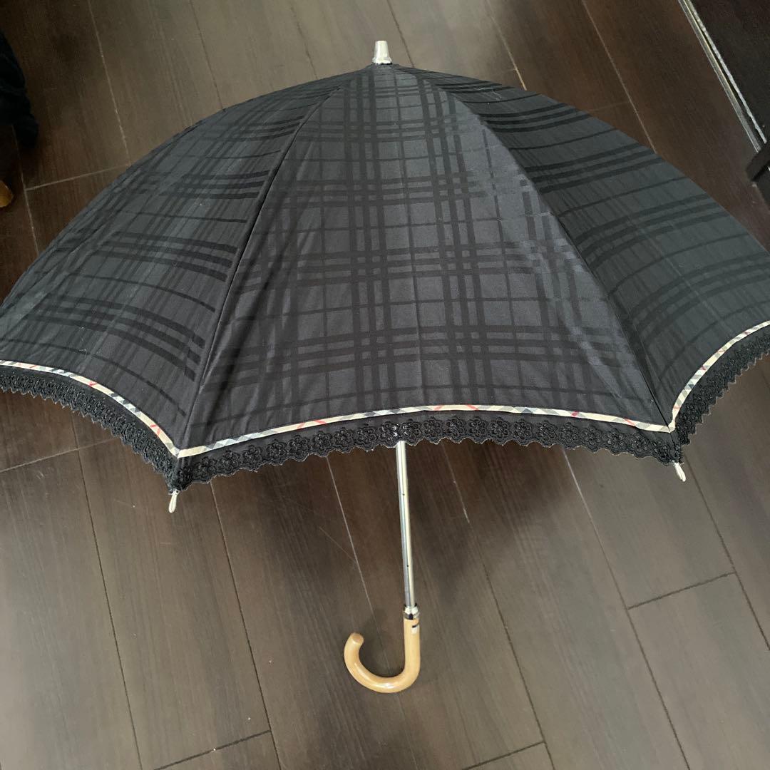 バーバリー　ブラック チェック柄 レース付き長傘