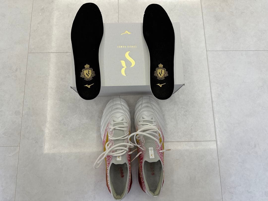 MIZUNO MORELIA NEO Ⅳ β SR4JAPAN セルヒオラモス