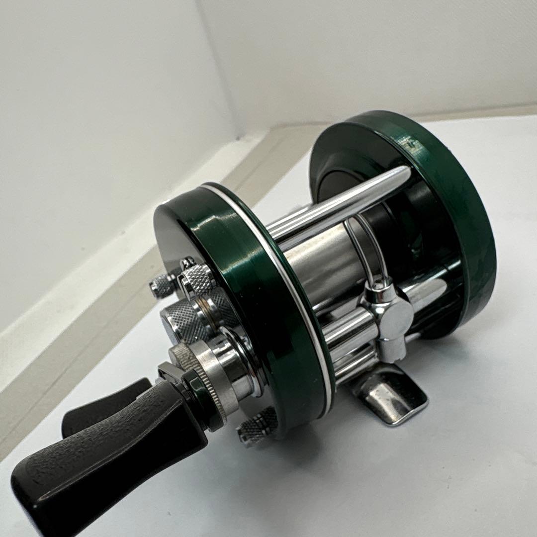 ABU Ambassadeur 5000D ベイトリール