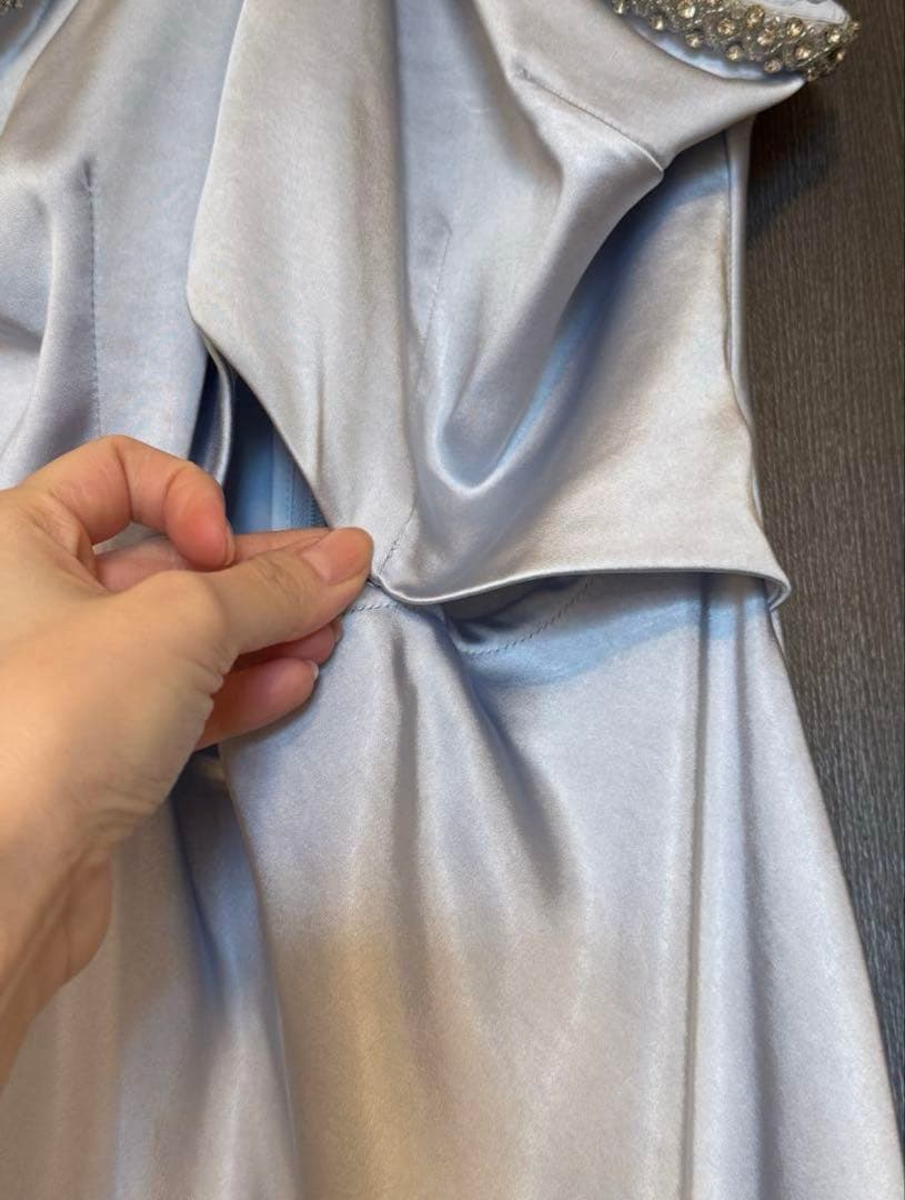 ＜中古 美品＞Self-portrait サテンダイアモンデホルタードレス