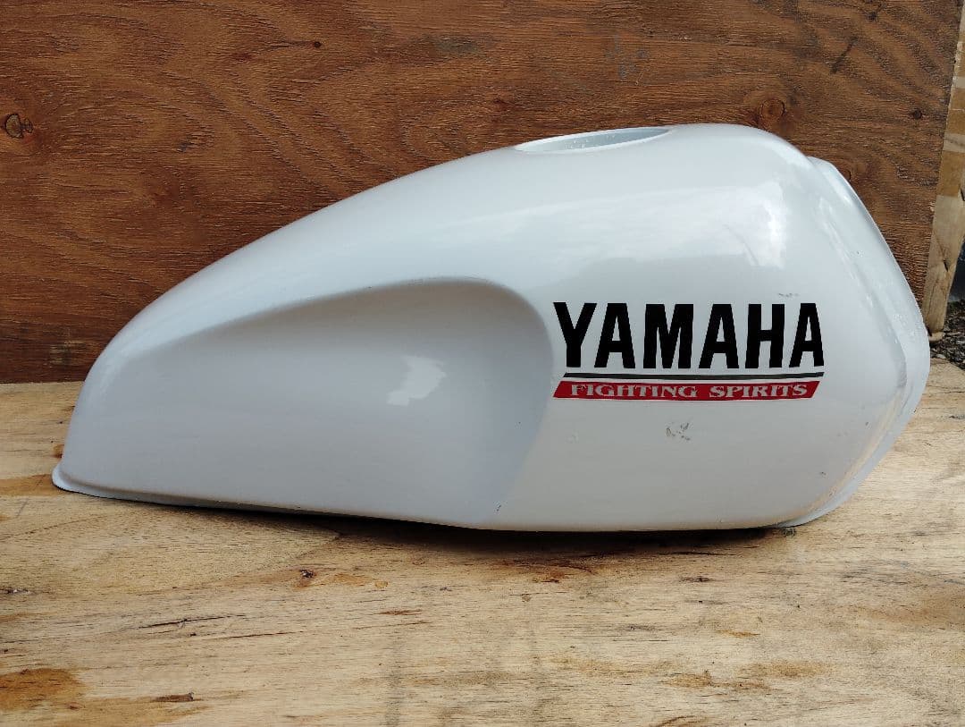 YAMAHA！！xjr400 4hmタンク