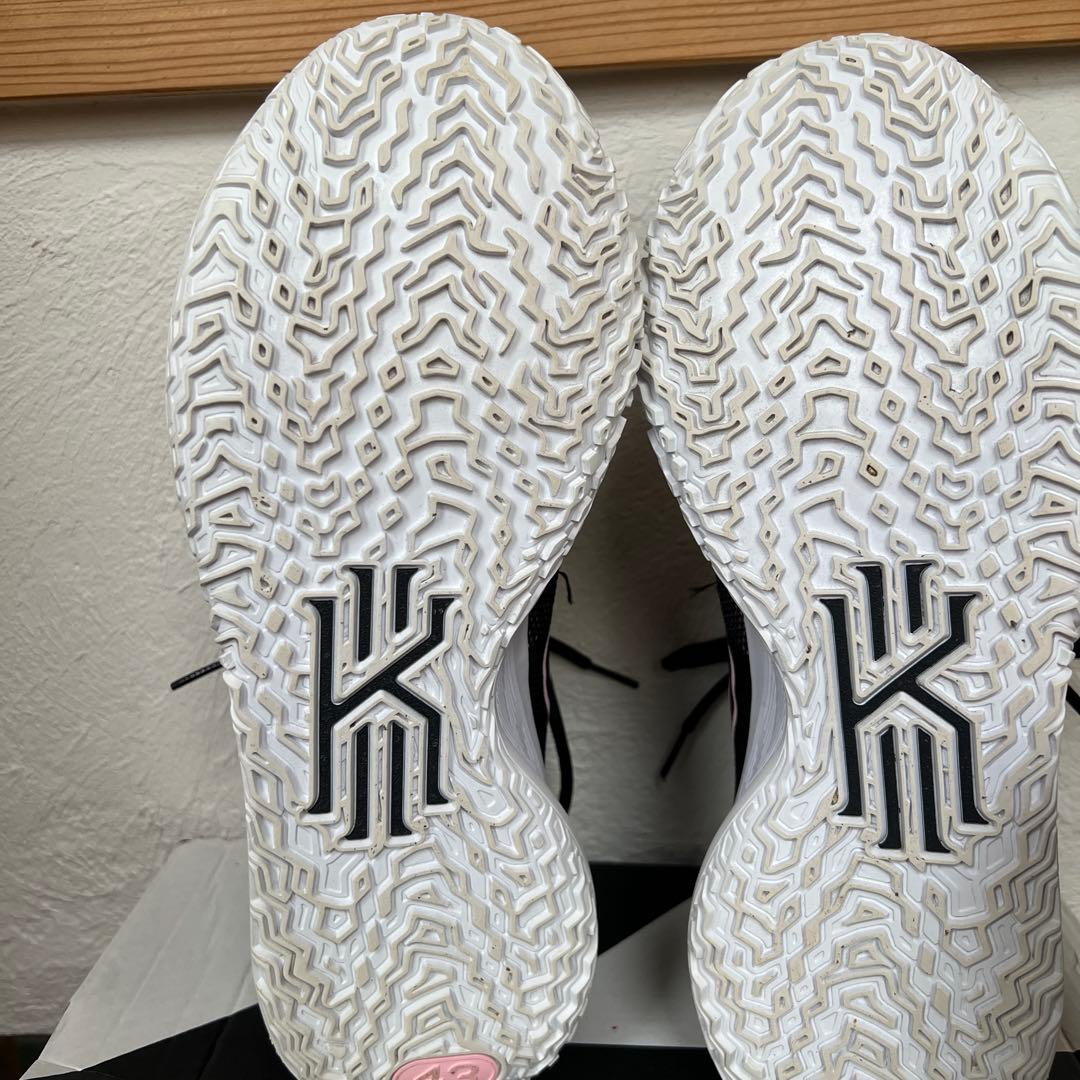 Nike Kyrie 7 ブラック/ホワイト/オレンジ