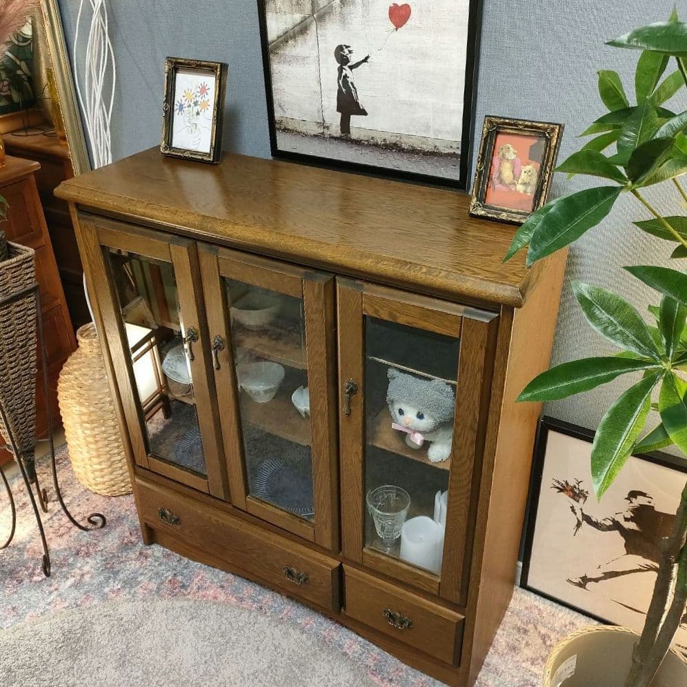 昭和レトロ クラシカル 3枚扉ガラスキャビネット食器棚/飾り棚 日本製