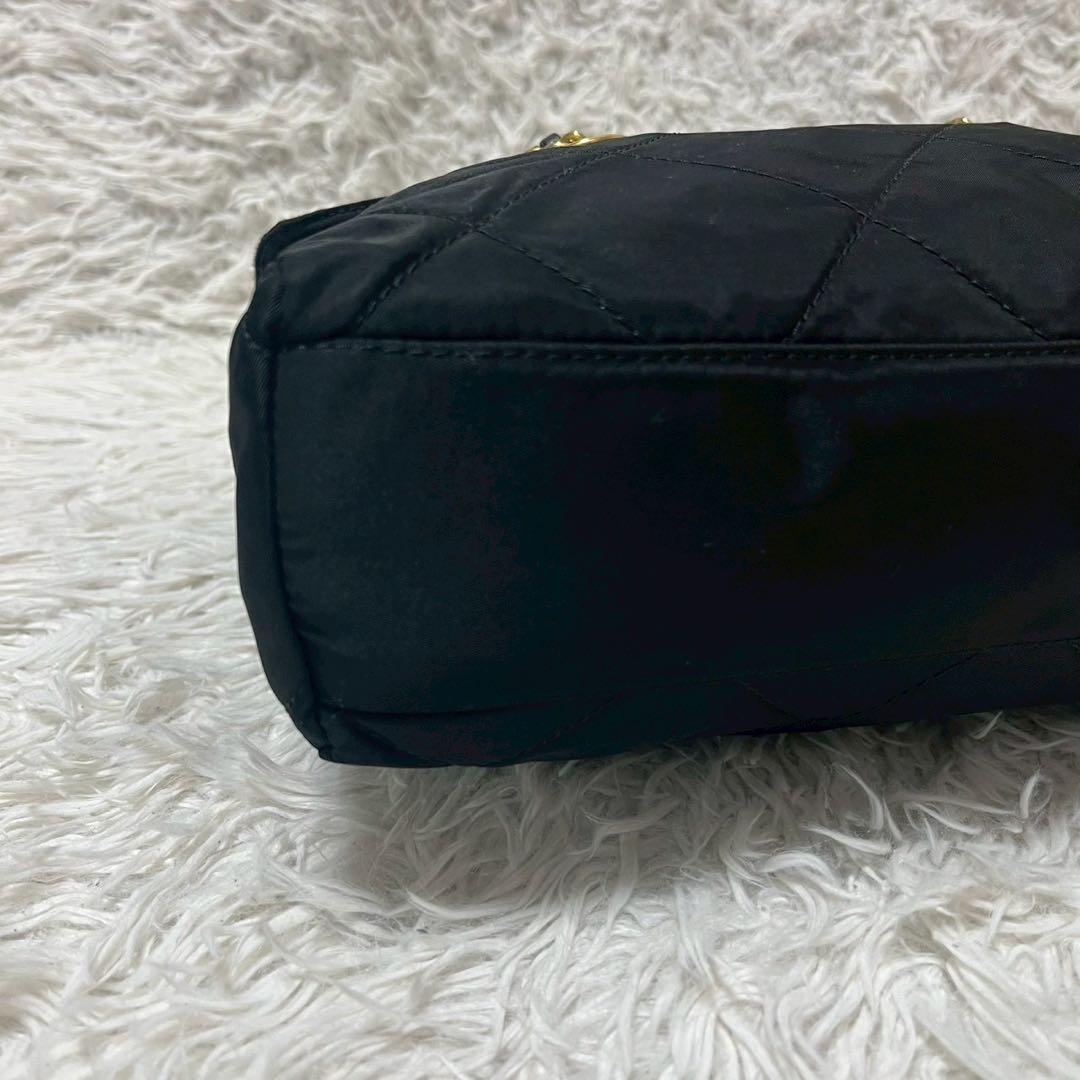 希少✨PRADA キルティング　チェーンショルダーバッグ　三角ロゴ　ブラック