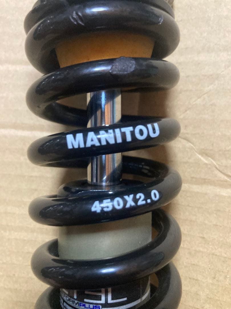 Manitou l リアサスペンション 190mm