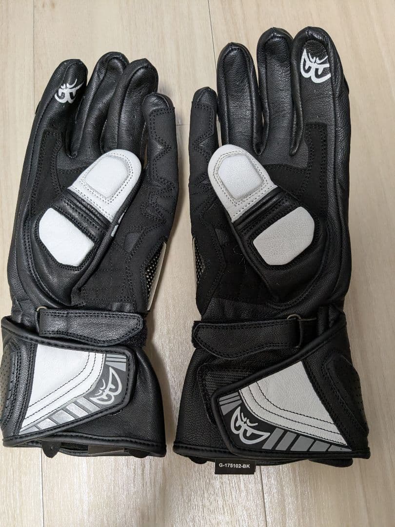 BERIKバイクグローブ G-175102-BK ブラック/ホワイト　Mサイズ