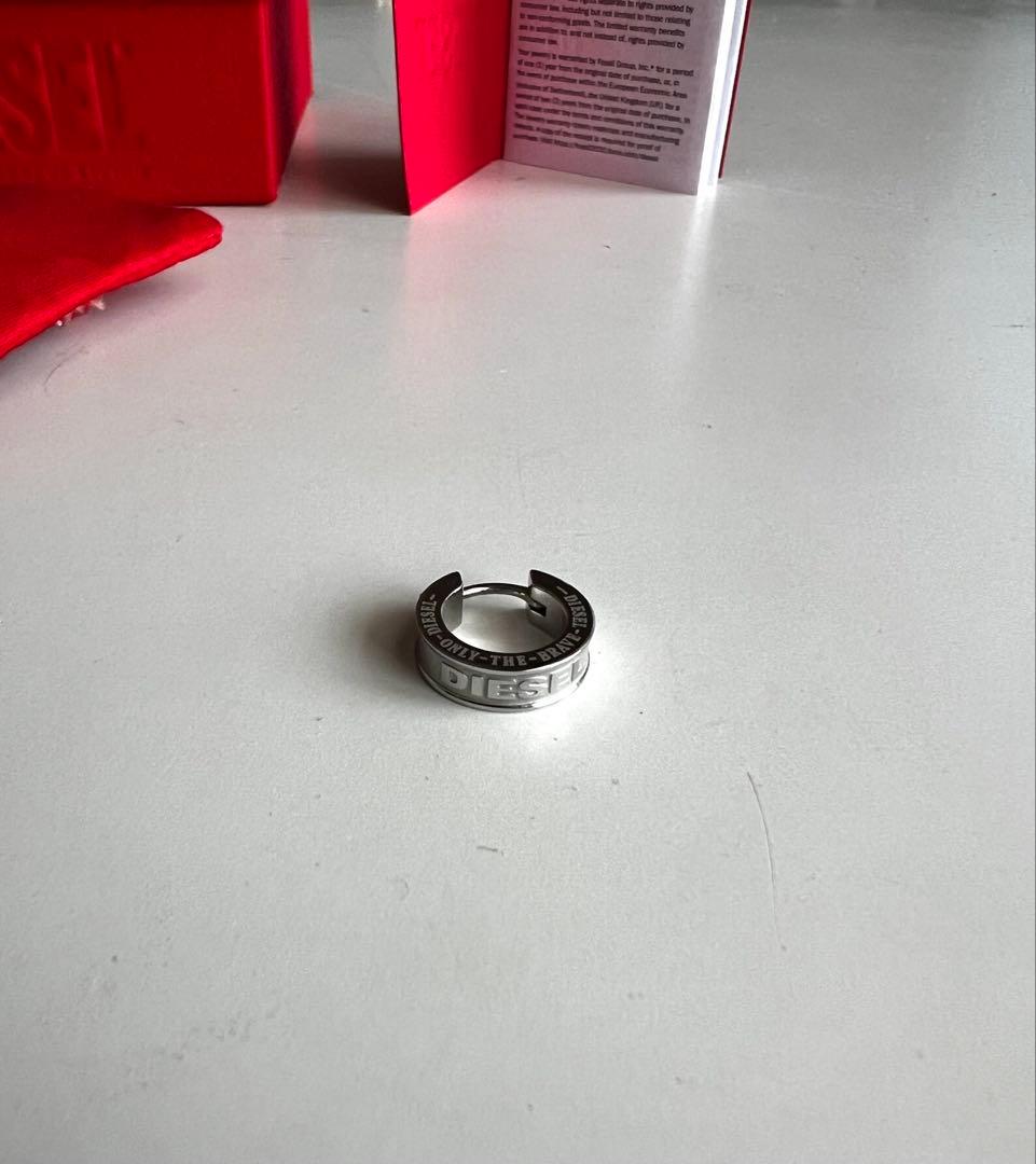 DIESEL ユニセックスカフピアス